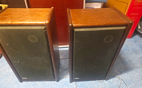 Audion box rubin - box, 250/3
